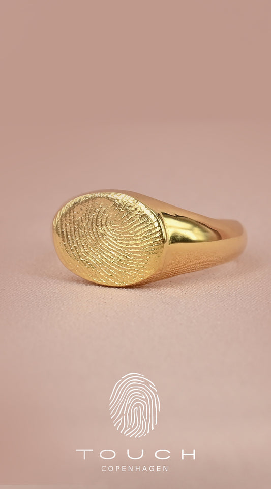 Billie - Forgyldt sølvring med fingerfatryk fra touch copenhagen